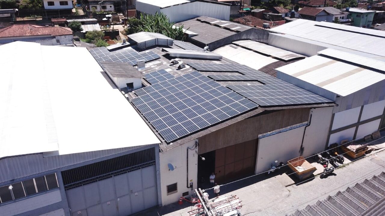 PROJETO COMERCIAL EM TERESÓPOLIS – PR 135 – 38,880 kW