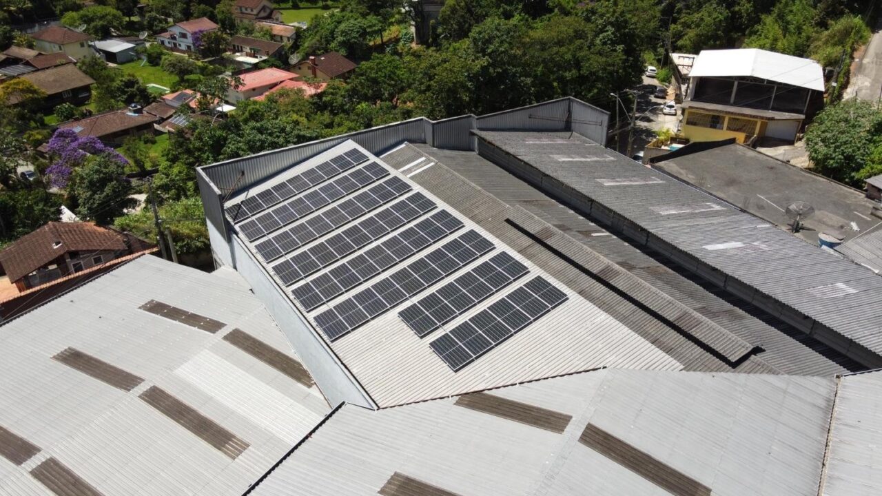PROJETO COMERCIAL EM TERESÓPOLIS –  PR 135  –  66,780 kW