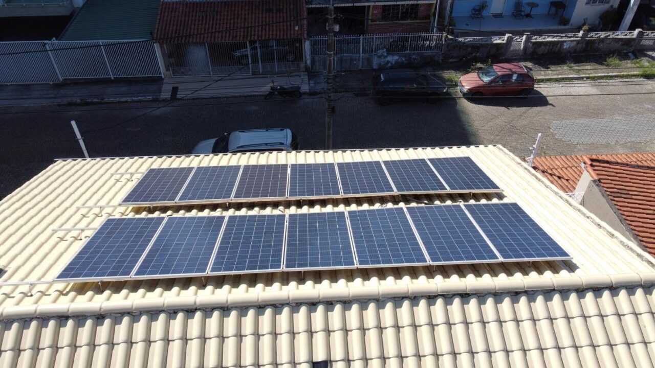 PROJETO RESIDENCIAL EM RESENDE  –  PR 015  –  6,09 kW