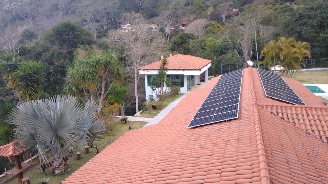 PROJETO RESIDENCIAL EM TERESÓPOLIS  –  PR 140  –  12,600 kW